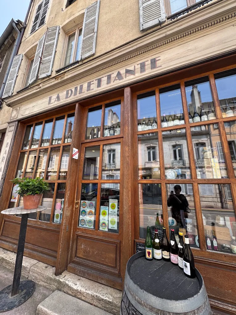 La Dilettante