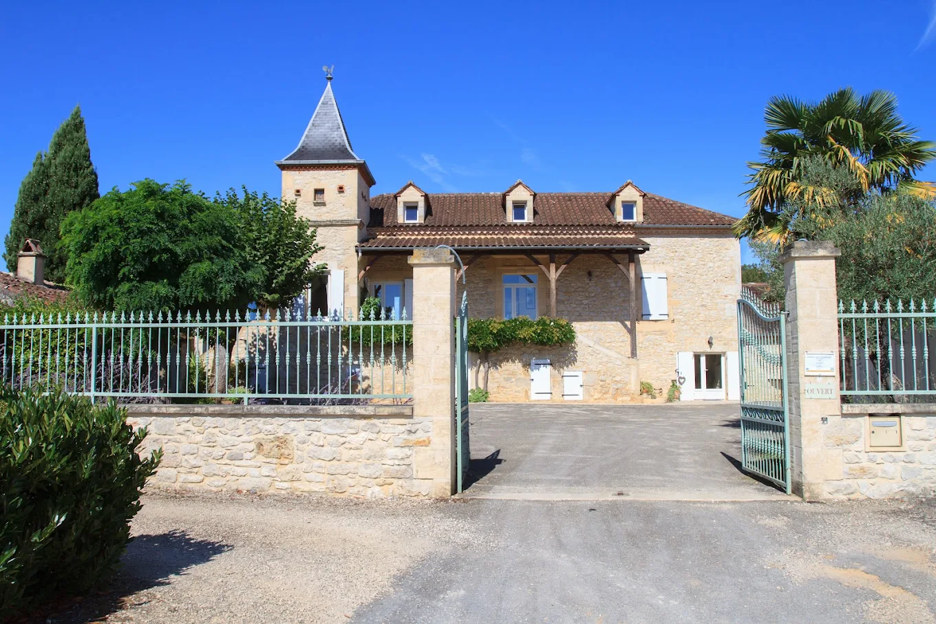 Chateau Haut-Monplaisir